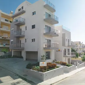 επισκεφθείτε το ξενοδοχείο
