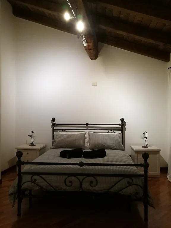 Farolfi Apartments Pepoli Bologne Italie