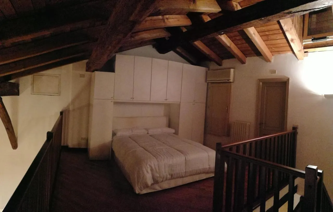 Farolfi Apartments Pepoli Bologne